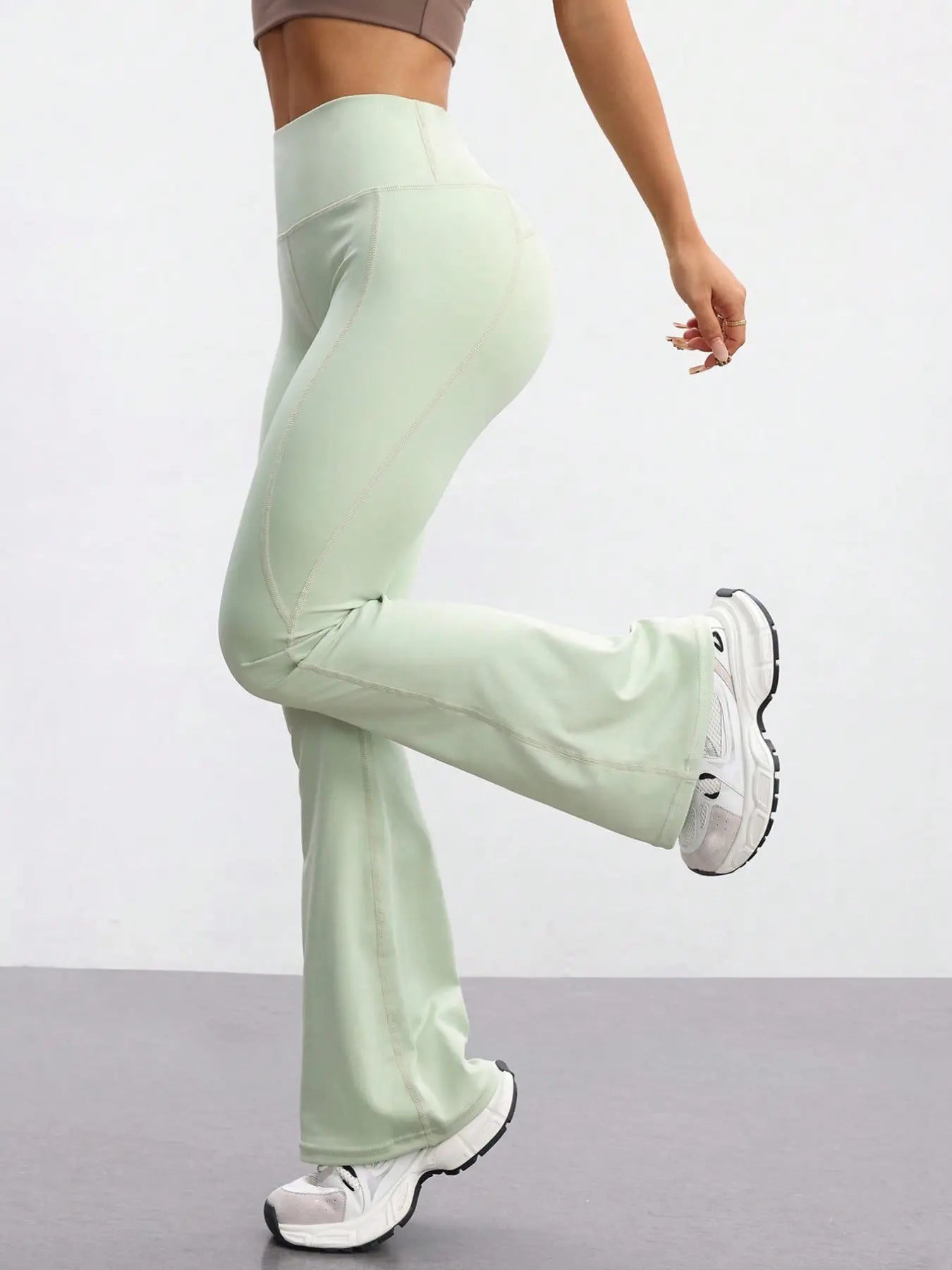 Women'S Yoga Sport Pants, High Waist Slim Fit Bell Bottoms, High Rise Leggings, Quick-Dry Stretch Fabric, Fashionable and Versatile, Suitable for Various Occasions, Activewear Bottoms